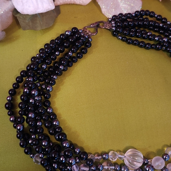 Stunning Black and Crystal Heavy 7 Strand Beaded Necklace. - Picture 3 of 4